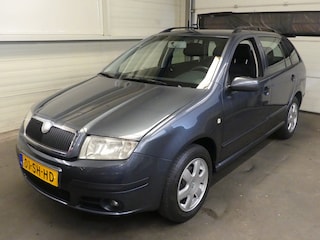 Skoda Fabia Combi 1.4-16V Elegance - Airco - Distributieriem vervangen