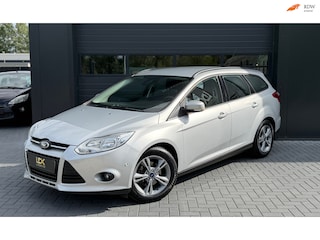 Ford Focus Wagon 1.0 EcoBoost Titanium|Riem vv|Camera|Sensoren