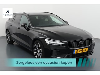 Volvo V60 2.0 T8 Plug-in hybrid AWD Ultimate Dark Zweedse verfijning met een krachtig hybride hart