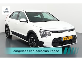 Kia Niro Light Edition 64.8 kWh Volledig elektrisch rijden met slimme rijhulpsystemen aan boord