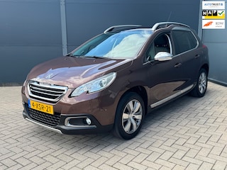 Peugeot 2008 1.2 PureTech / Automaat / Pano / Navi / Leer