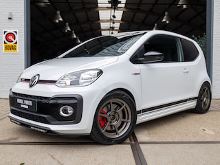 Volkswagen Up 1.0 TSI GTI *Beats | Cruise | Clima | Stoelverwarming | Camera | Sensoren | 15" | LED*