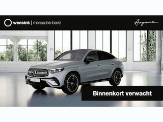 Mercedes-Benz GLC 300e 4MATIC Business Solution AMG | Night | Panoramaschuifdak | Premium Pakket | Digital light | Treeplanken | Trekhaak |