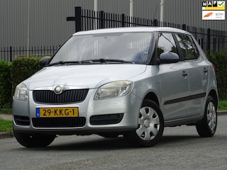 Skoda Fabia 1.2 Drive BJ2010 NAP/TREKHAAK/NIEUWE APK