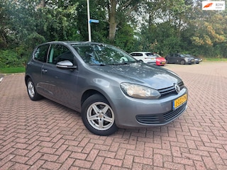 Volkswagen Golf 1.4 Easyline AIRCO APK