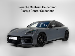 Porsche Panamera GTS