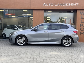 BMW 118i M-Sport | Carplay | Parkeer sensoren | DAB | Cruise control | Climate control