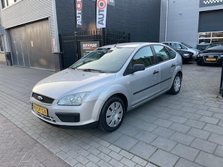Ford Focus 1.6-16V Champion 3e Eigenaar! Trekhaak Airco NAP APK
