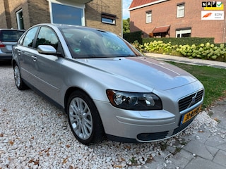 Volvo S40 2.4i Summum Xenon/Leder/PDC/Nwe APK.