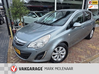 Opel Corsa 1.4-16V Cosmo,volautomaat,pdc
