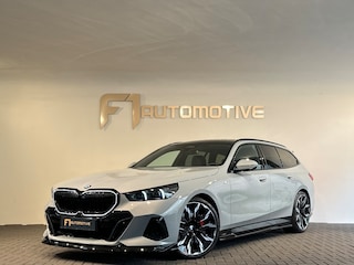 BMW 5-serie Touring 520i M Pano|H/K|BlindSpot|Maxton|Trekhaak|Sfeer|Camera