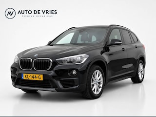 BMW X1 sDrive18i Automaat Centennial Executive | Navigatie | Full LED | Stoelverwarming
