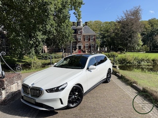 BMW i5 Touring eDrive40 Business Edition 84 kWh | SOH 96% | Pano | BTW |
