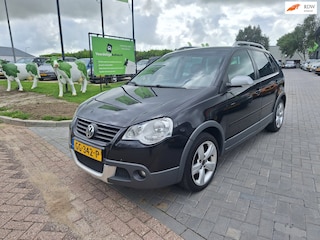 Volkswagen Polo 1.4-16V Edition Cross Polo / Nette auto / Nieuwe APK