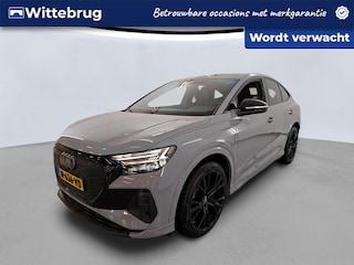 Audi Q4 40 Advanced edition 77 kWh / Navigatie / LM 20 inch / Parkeersensoren A / APP / LED Matrix