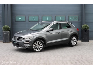 Volkswagen T-Roc 1.0 TSI Style|VIRTUAL|CAMERA|CARPLAY|NAP