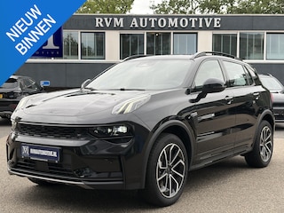 Lynk & Co 01 1.5 Core | NIEUW MODEL! | FABRIEKSGARANTIE T/M 2030! | CAMERA| STOELVERWARMING| APPLE CARPLAY| ADAPTIVE CRUISE CONTROL|