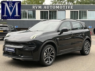 Lynk & Co 01 1.5 Core | NIEUW MODEL! | FABRIEKSGARANTIE T/M 2030! | CAMERA| STOELVERWARMING| APPLE CARPLAY| ADAPTIVE CRUISE CONTROL|