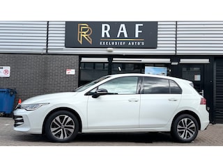 Volkswagen Golf 1.5 eHybrid Life Edition ,Automaat.Stuurverw,Carplay,Cruise Adaptief,Stoelverw.