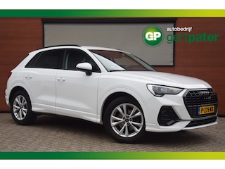 Audi Q3 35TFSI Advanced Trekhaak/Sportstoelen/Strandkachel/Zwart Optiek