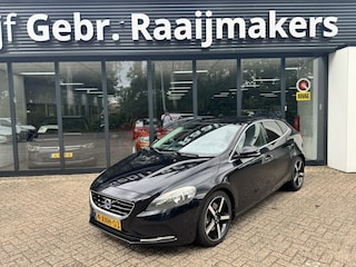 Volvo V40 2.0 D4 Summum*Leder*Navi*