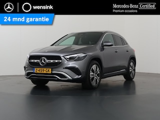 Mercedes-Benz GLA 180 Luxury Line | Panoramadak | Keyless | Multibeam | Stoelverwarming | Getint glas |