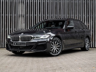 BMW 5-serie Touring 530d 286pk M-Sport |Panorama|HUD|Laser|DEALER ONDH|20''|Standkachel|Stoel + Stuur Verw.|ACC|LaneAssist|Camera|