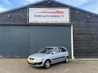 Kia Rio 1.6 CVVT EX Automaat Airco