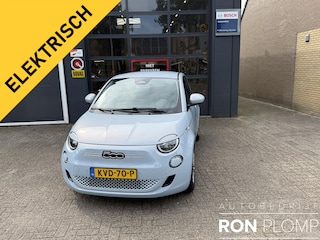 Fiat 500 Urban 42 kWh / Airco clima/ Apple carplay/ Cruise/ LED/ PDC/ Camera/ Stoelverw/ SOH 97.65%