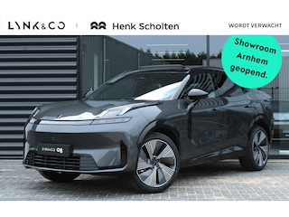 Lynk & Co 08 1.5 More | 200km Hybride | Stoelmassage, Verwarming en Ventilatie | Panoramadak | Matrix LED | Harman Kardon | 360° Camera | Getint glas | Bestuurdersstoel met geheugen | Sfeerverlichting | Apple Carplay | Dodehoekassistent | Adaptive Cruise Contol