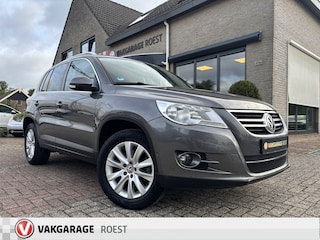 Volkswagen Tiguan 1.4 TSI Sport & Style Trekhaak / All-Seasons / Parkeersensors