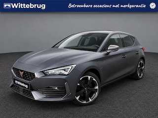 Cupra Leon 1.4 e-Hybrid 204PK DSG Performance / Matte lak / Keyless Entry /  Full LED / Stuur & Stoelverwarming / Navigatie / 18" LMV