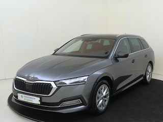 Skoda Octavia Combi 1.0 e-TSI Business Edition Plus | Trekhaak | Adaptieve cruise control | Keyless | Dodehoekdetectie | Parkeersensoren voor en achter | Stuurwielverwarming | Elektrische kofferklep | Sfeerverlichting | Navigatie |