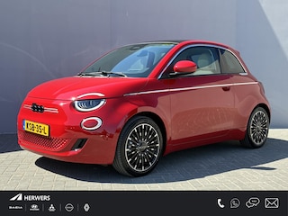 Fiat 500 La Prima 42 kWh / SOH 93% / Apple Carplay/Android Auto / Achteruitrijcamera / Adaptieve Cruise Control / Lichtmetalen Velgen 17" / Navigatie / 3-fase / Snelladen /