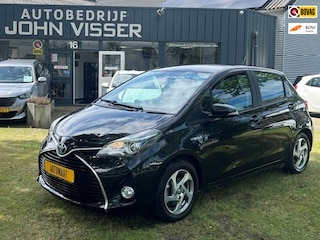 Toyota Yaris 1.5 Hybrid Aspiration | Automaat | Hydbride | Airco | Zwart | Zuinig & Efficiënt | 5-deurs |