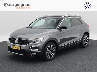 Volkswagen T-Roc 1.5 TSi 150 Pk Style | Trekhaak | Carplay | Virtual Cockpit | Adaptive Cruise | LED | Stoelverwarming | 17 Inch