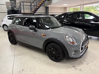 Mini Mini 1.2 Pepper AUTOMAAT / PANORAMADAK / KEYLESSGO / NAVI