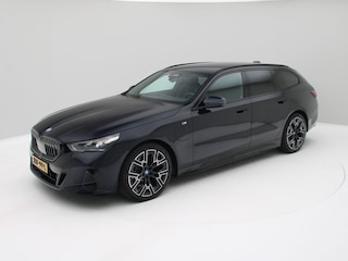 BMW 5-serie Touring 530e M Sport Edition / Trekhaak / Luxe! / Origineel NL
