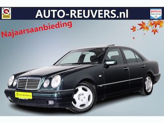 Mercedes-Benz E-klasse 230 Avantgarde VOOR DE LIEFHEBBER / Airco / Schuifdak