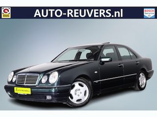 Mercedes-Benz E-klasse 230 Avantgarde VOOR DE LIEFHEBBER / Airco / Schuifdak