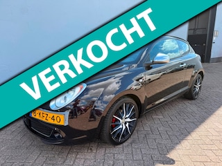 Alfa Romeo Mito 0.9 TwinAir Distinctive - Leder - Cruise - Climate