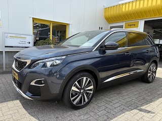Peugeot 5008 1.2 GT-Line 7 persoons Trekhaak Navi All-season