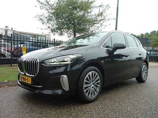 BMW 2-serie Tourer 220i 156pk Aut Tourer Active Leder Trekhaak