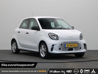Smart Forfour Essential 18 kWh | 91,9% accu score | Climate control | LMV | Bluetooth radio | Vierseizoensbanden |