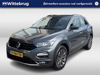 Volkswagen T-Roc 1.0 TSI Style / ADAPTIVE CRUISE/ PARKEER SENSOREN V+A/ CAMERA/ APP-CONNECT/ DAB/ CLIMA/ 17'' LMV