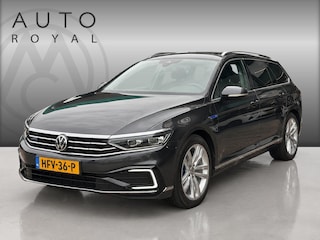 Volkswagen Passat Variant 1.4 TSI PHEV GTE Business WEGKLAPBARE TREKHAAK  | LEDER | CAMERA | ELEKTRISCH VERSTELBARE STOELEN | STOELVERWARMING | NAVIGATIE | IQ LED | DODEHOEK DETECTIE | APPLE CARPLAY / ANDROID AUTO | ADAPTIEVE CRUISECONTROL |