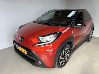 Toyota Aygo 1.0 VVT-i MT Premium Apple Carplay Stoelverwarming Camera