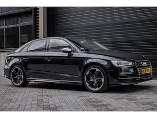 Audi A3 2.0 TFSI 300pk Quattro | XENON | 19" ROTOR | AUT. | STOELVERW.
