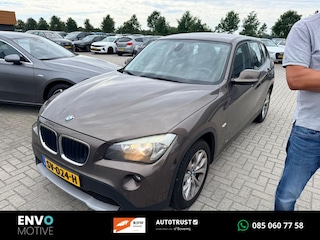 BMW X1 sDrive18i Executive Automaat Trekhaak/PDC/Navi/LMV