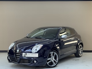 Alfa Romeo Mito 0.9 TwinAir Distinctive, 86Pk, 2012, Standkachel, Parkeersensoren, Airco, Armsteun, 18" velgen,